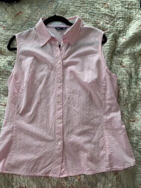 Lands' End Sleeveless Pink Button-Down Shirt